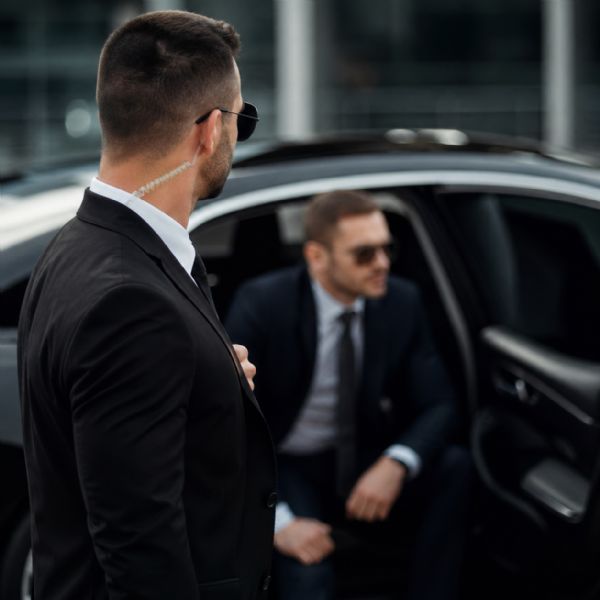 Ochrana osob, jednání a veřejných vystoupení